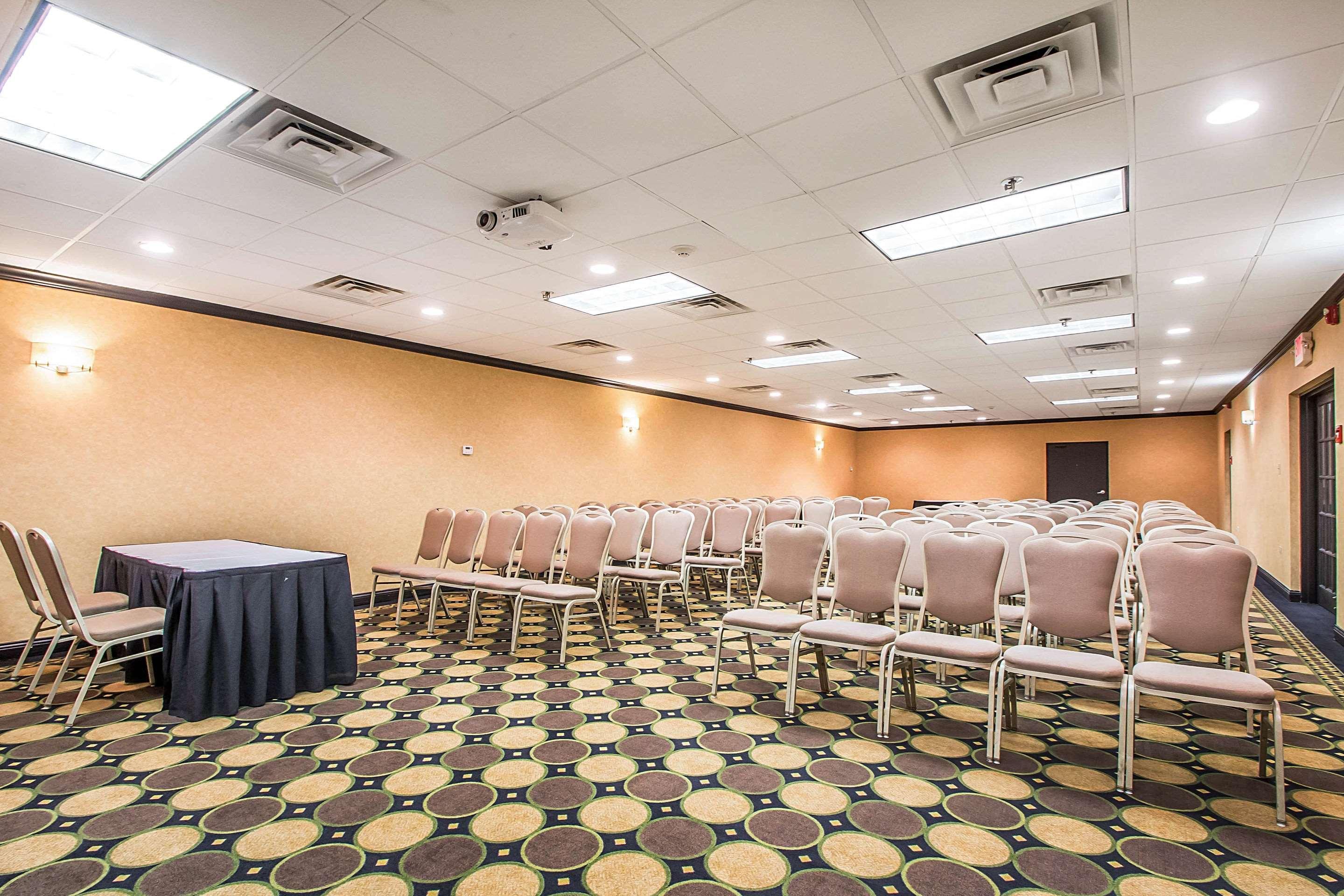 Clarion Inn Elmhurst - Oak Brook Near I-88, I-290, I-294 Exteriör bild