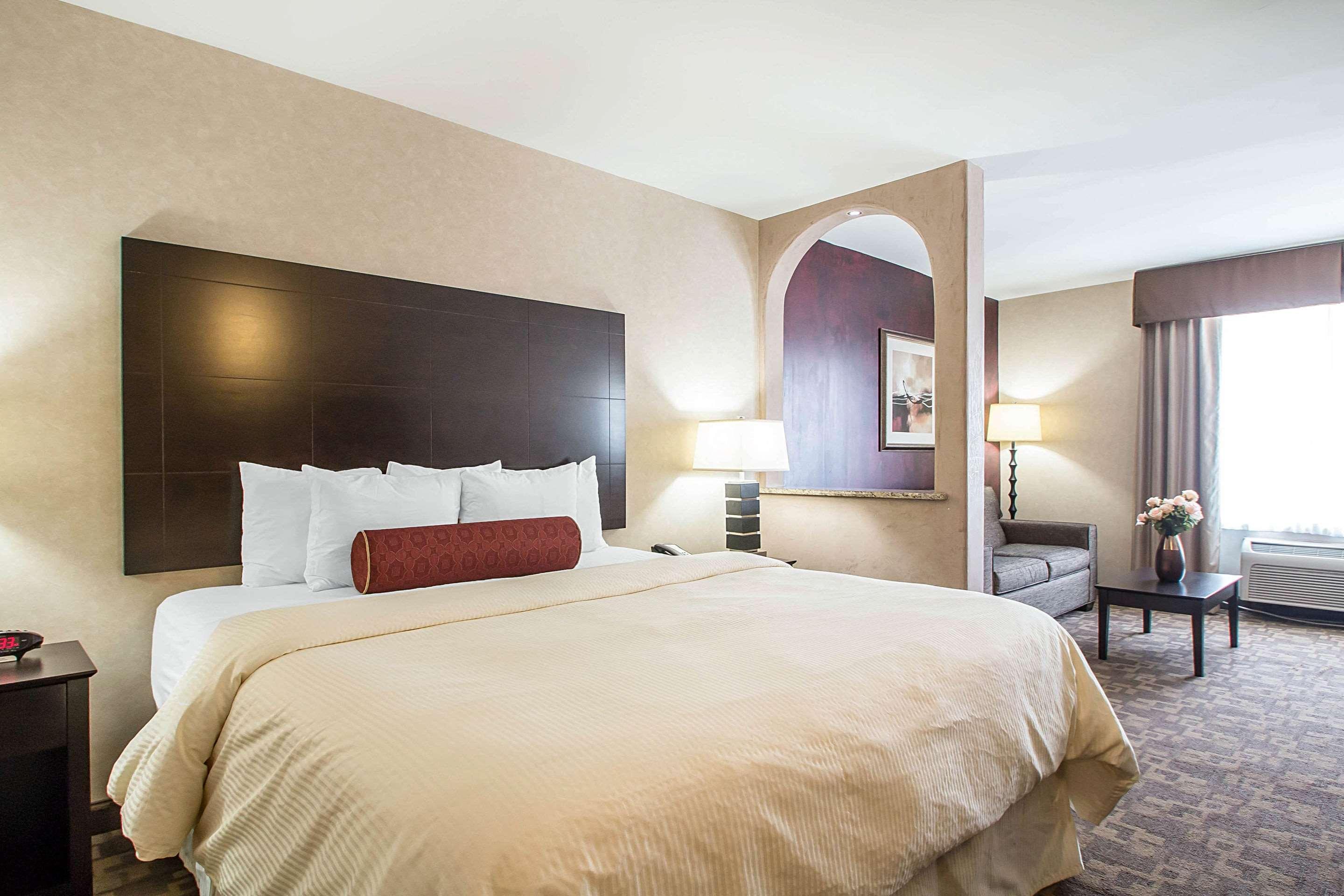 Clarion Inn Elmhurst - Oak Brook Near I-88, I-290, I-294 Exteriör bild