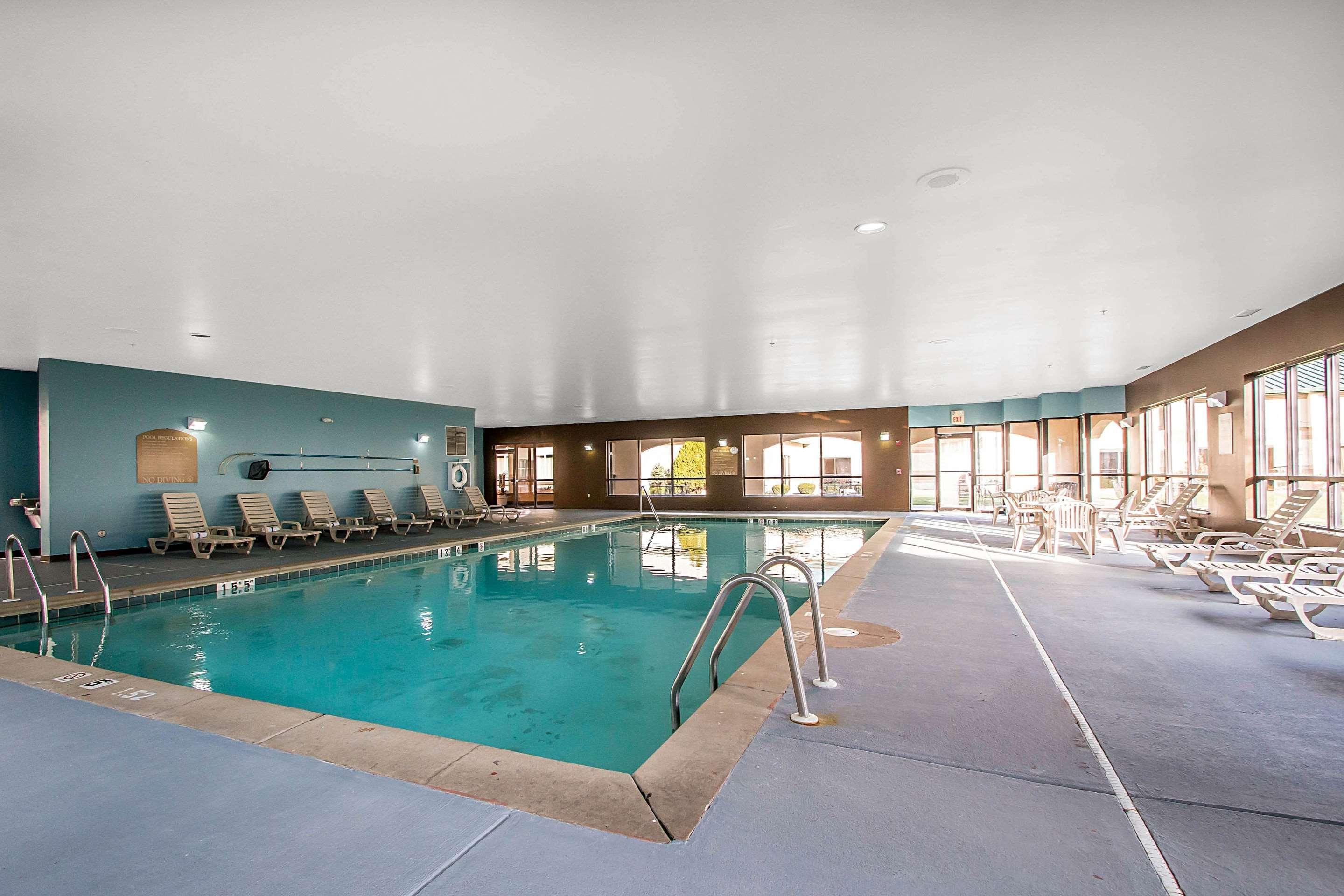 Clarion Inn Elmhurst - Oak Brook Near I-88, I-290, I-294 Exteriör bild
