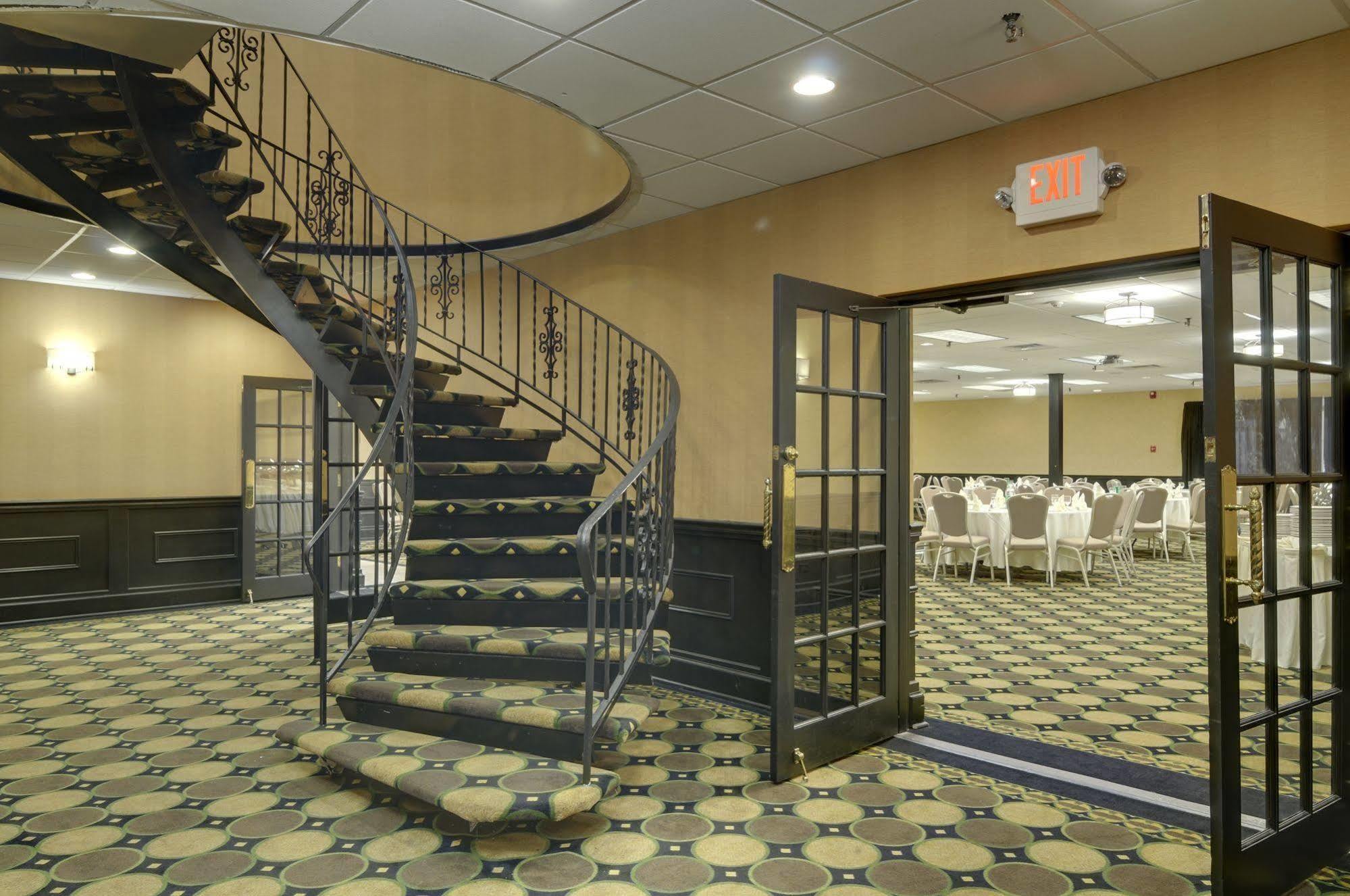 Clarion Inn Elmhurst - Oak Brook Near I-88, I-290, I-294 Exteriör bild